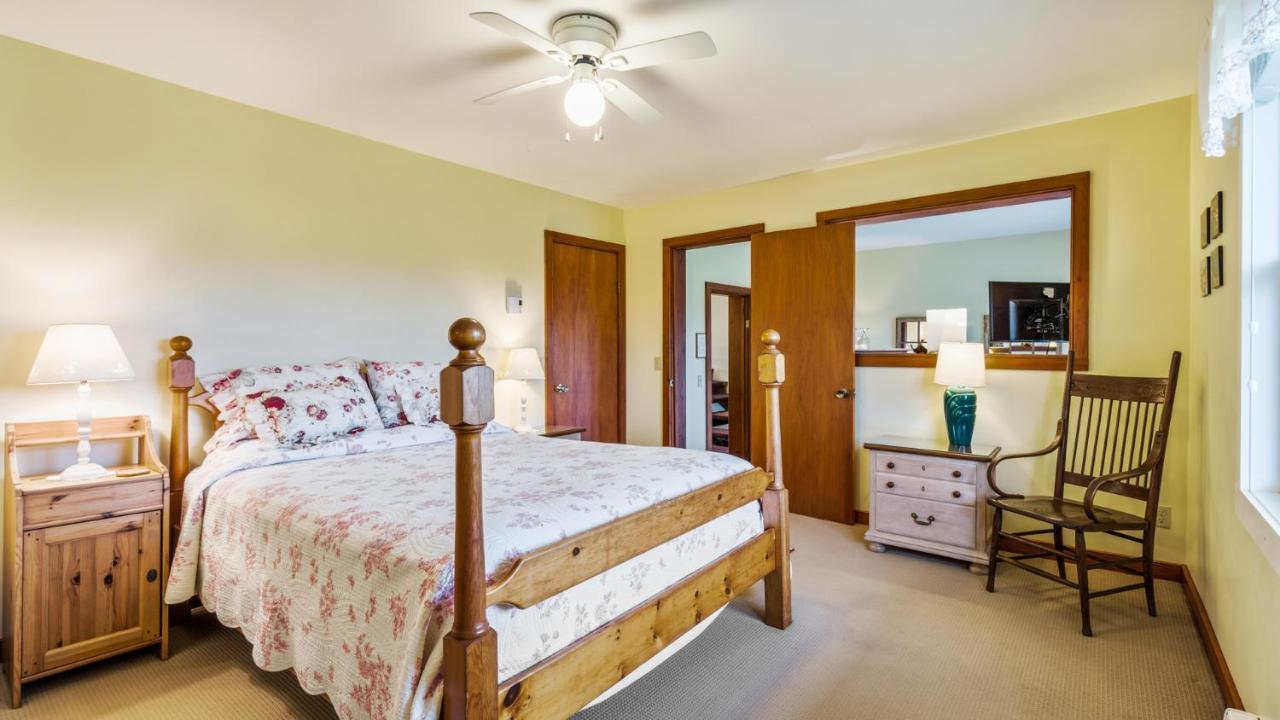 Bayview Pines Country Inn B&B 马洪贝 外观 照片