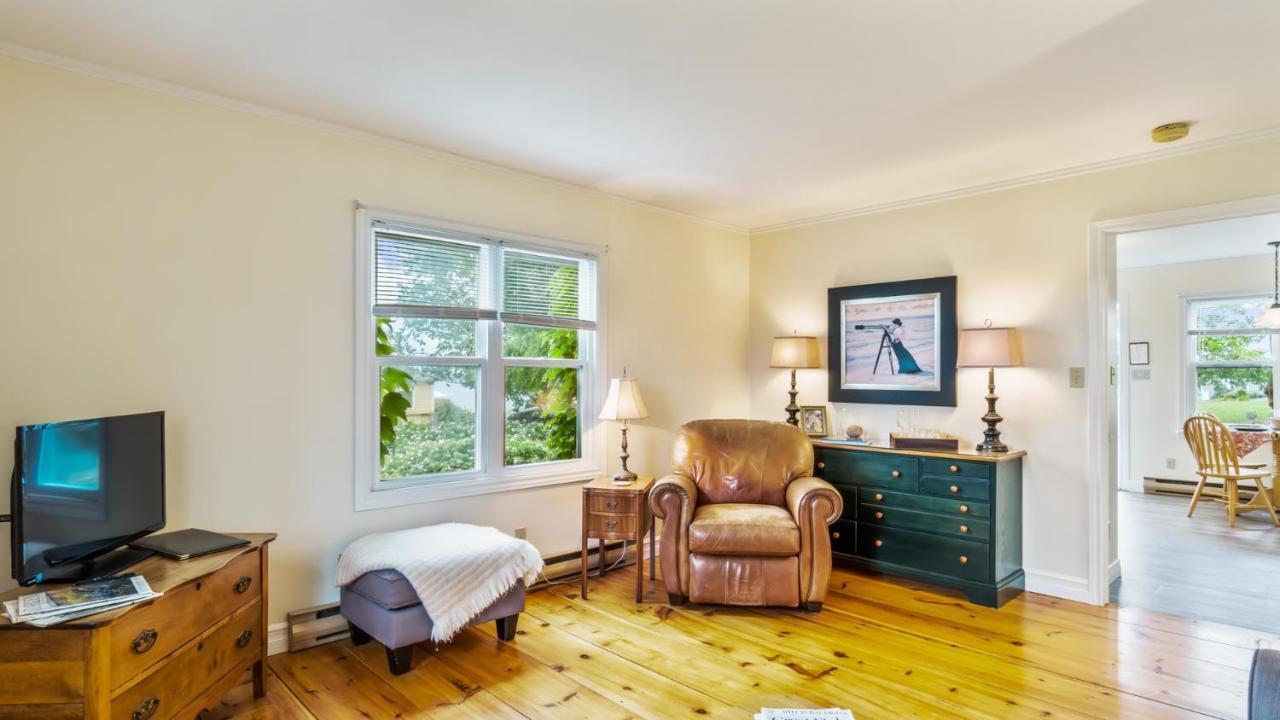 Bayview Pines Country Inn B&B 马洪贝 外观 照片
