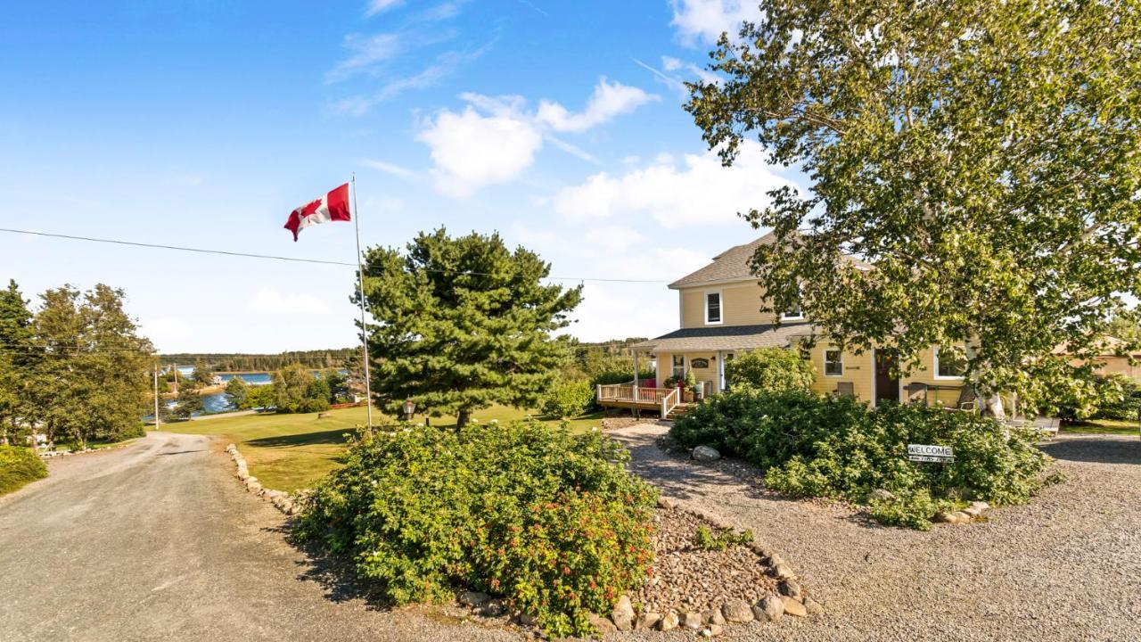 Bayview Pines Country Inn B&B 马洪贝 外观 照片