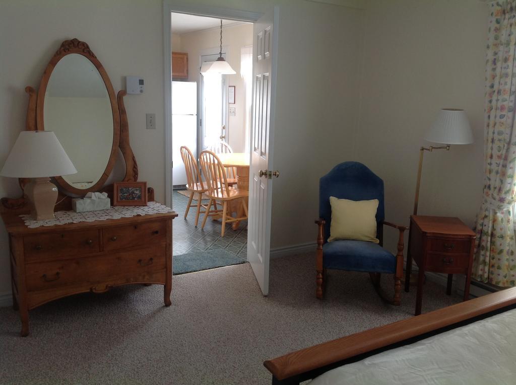 Bayview Pines Country Inn B&B 马洪贝 外观 照片